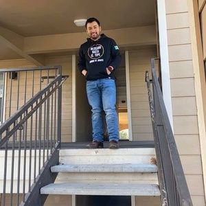 Meet your Posher, Fernando